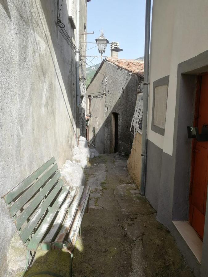 Casa- Vacanza Giro' - C2A6Peu3Ow Aieta Kültér fotó